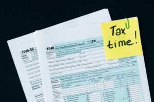 File your individual or business income tax with our tax preparation services.