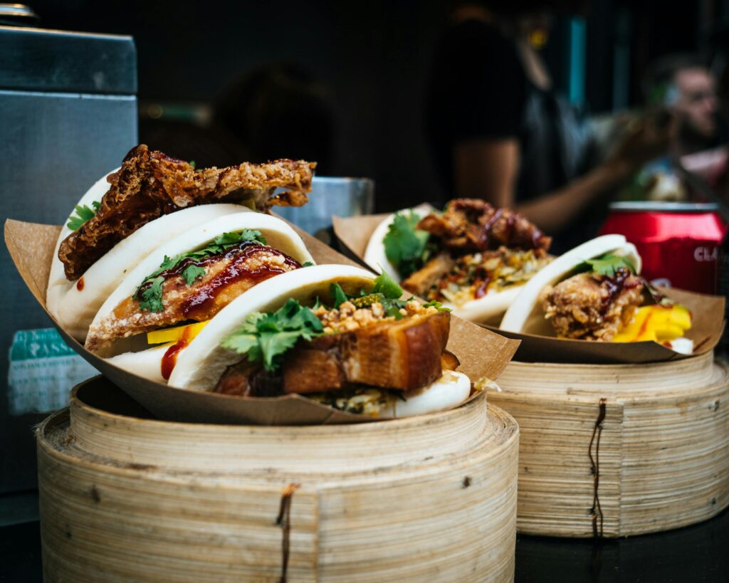 We offer bookkeeping & tax services for restaurants & food trucks.